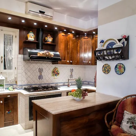 Michelle House * Torre Suda